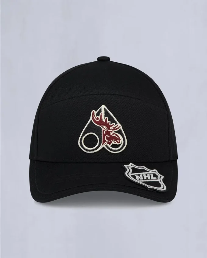 Cappellino NHL X Moose Knuckles Team